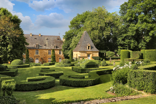 Le manoir et le parterre à la Française  © Jérome Morel